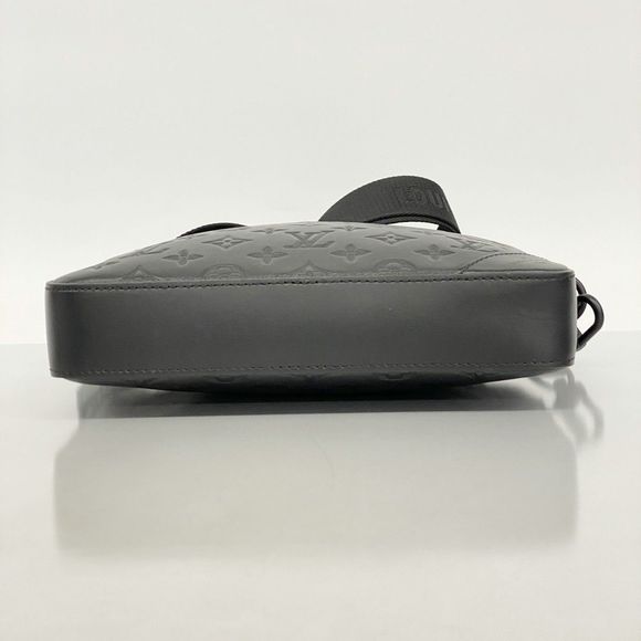 Louis Vuitton Monogram Shadow Duo Messenger Shoulder Bag M69827 Noir  Men's - Picture 3 of 8